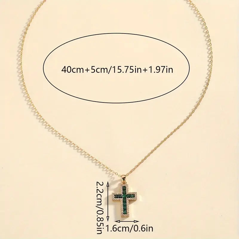 Solène Emerald Cross Pendant Necklace | Gold