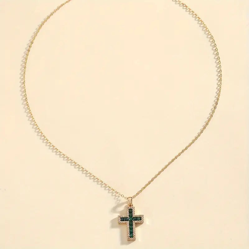 Solène Emerald Cross Pendant Necklace | Gold